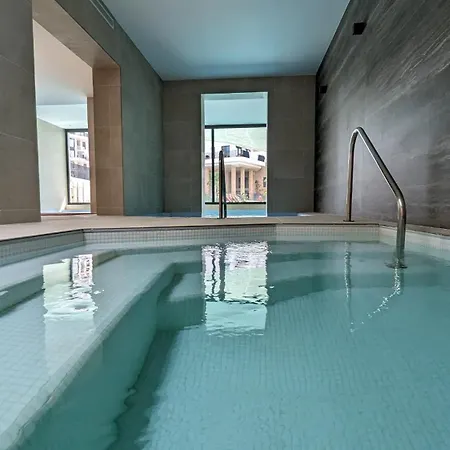 Aster Elegant Apartment *